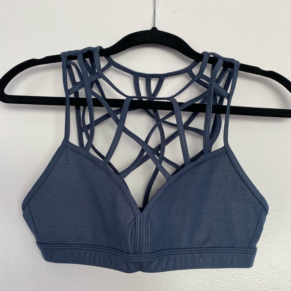 Sports bra